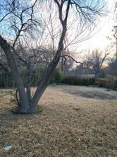 5728 Rockhill Rd, Fort Worth, TX 76112 - view of yard