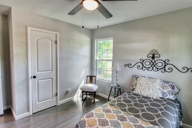 505 E 4th St, Weatherford, TX 76086 - bedroom featuring dark wood-style floors and ceiling fan
