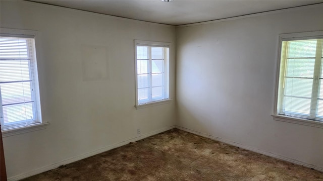 1918 Elmwood Blvd, Dallas, TX 75224 - unfurnished room with carpet, healthy amount of natural light, and baseboards