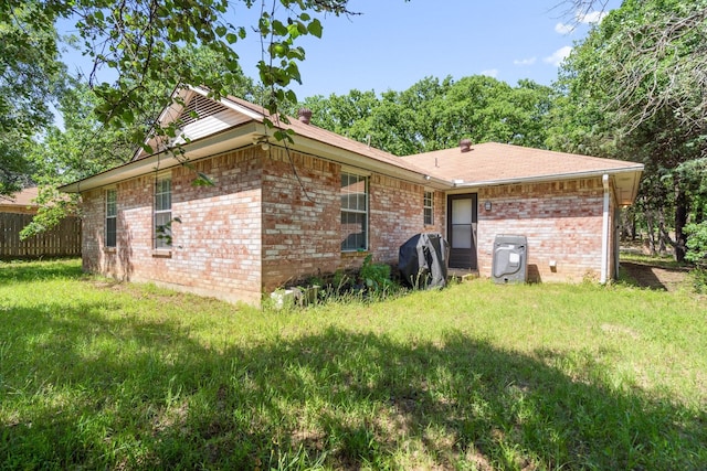 816 Red Oak Ct, Azle, TX 76020 - rear view of house featuring brick siding
