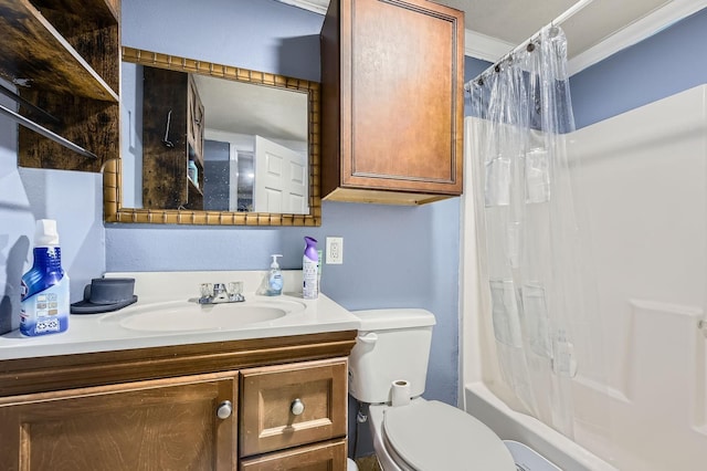full bathroom featuring toilet, vanity, and shower / tub combo with curtain