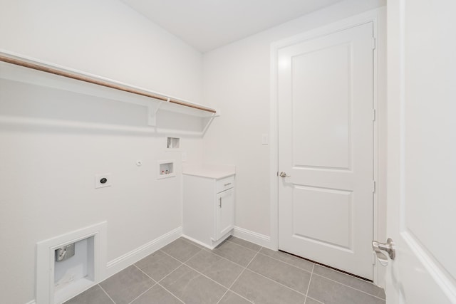 9709 Thorncrown Ln, Fort Worth, TX 76179 - clothes washing area featuring hookup for an electric dryer, washer hookup, gas dryer hookup, baseboards, and light tile patterned floors