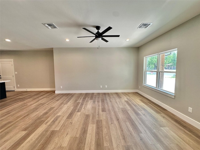 913 Carter, Sulphur Springs, TX 75482 - unfurnished room with recessed lighting, baseboards, light wood-style floors, and ceiling fan
