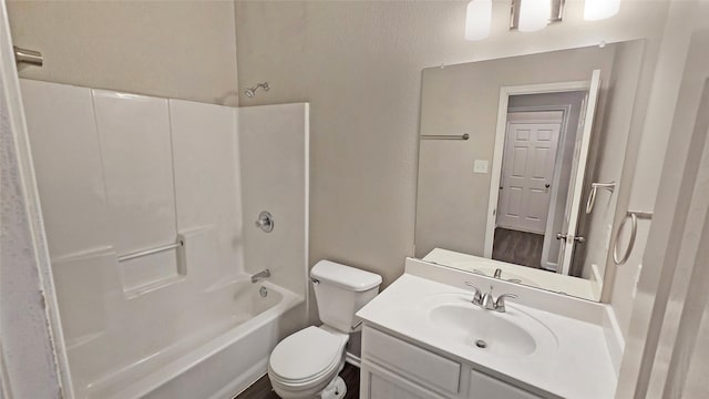 7305 Moon Ridge Ct, Fort Worth, TX 76133 - full bathroom with toilet, vanity, and bathtub / shower combination