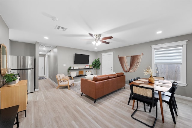 1900 N 15th St, Waco, TX 76707 - living room with baseboards, ceiling fan, light wood-type flooring, and recessed lighting