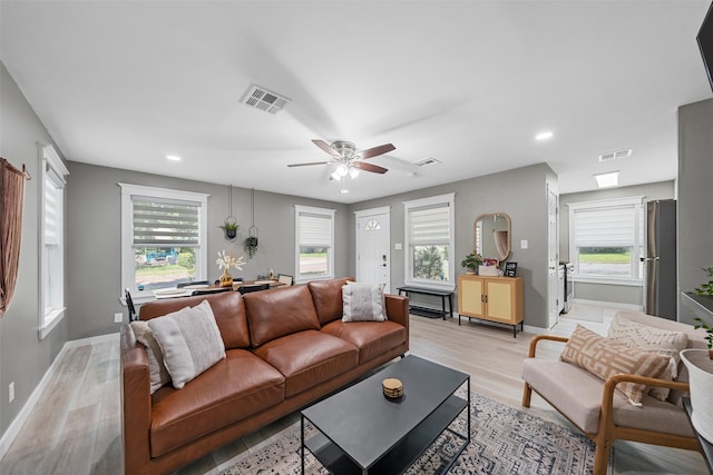 1900 N 15th St, Waco, TX 76707 - living area featuring light wood-type flooring, recessed lighting, baseboards, and ceiling fan