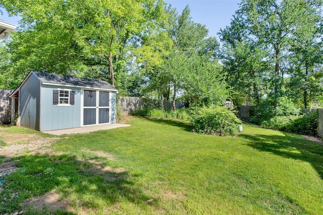 421 E Shepherd St, Denison, TX 75021 - view of yard with an outbuilding and a storage unit