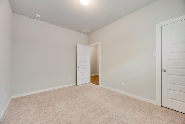 2122 Slow Stream Dr, Royse City, TX 75189 - unfurnished room featuring carpet, baseboards, and a smoke detector