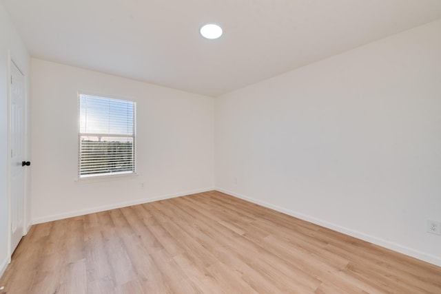 3732 Venera St, Fort Worth, TX 76106 - empty room featuring light wood-type flooring and baseboards