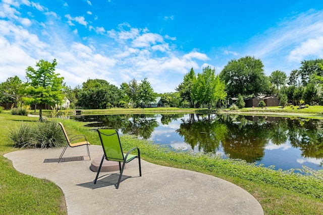 941 Mccampbell Rd, Mansfield, TX 76063 - surrounding community featuring a water view and a patio area