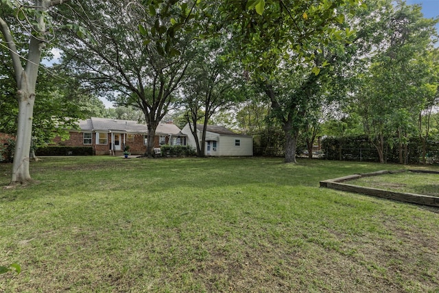 3824 Arundel Ave, Fort Worth, TX 76109 - view of yard
