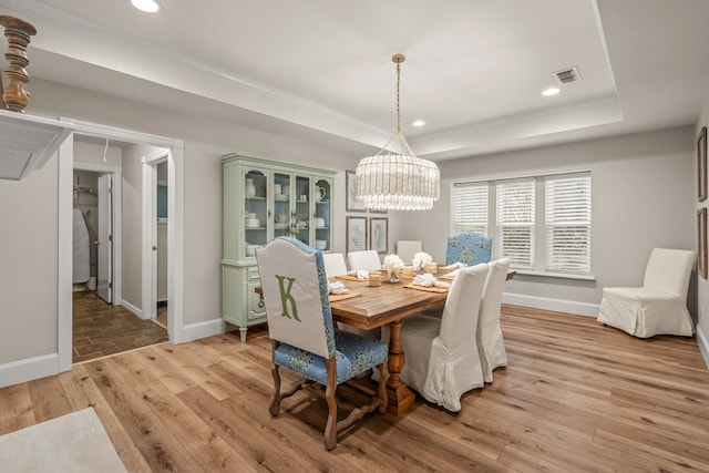 3304 Bowden Hill Ln N, Colleyville, TX 76034 - dining space featuring a raised ceiling, baseboards, light wood-type flooring, recessed lighting, and a chandelier