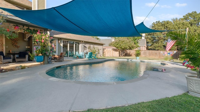 119 Palomino Ct, Shady Shores, TX 76208 - view of swimming pool featuring a patio and a fenced backyard
