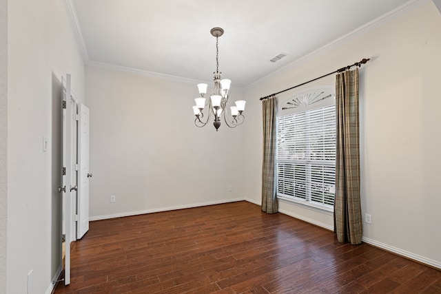 1205 Wynne Dr, Garland, TX 75044 - empty room with crown molding, hardwood / wood-style floors, a chandelier, and baseboards