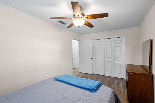 818 Country Club Rd, Bowie, TX 76230 - carpeted bedroom with crown molding, a closet, and a ceiling fan