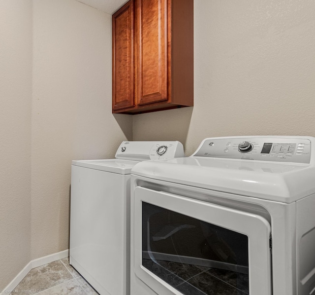 118 Lightning Trl, Forney, TX 75126 - washroom with cabinet space, washing machine and dryer, and baseboards