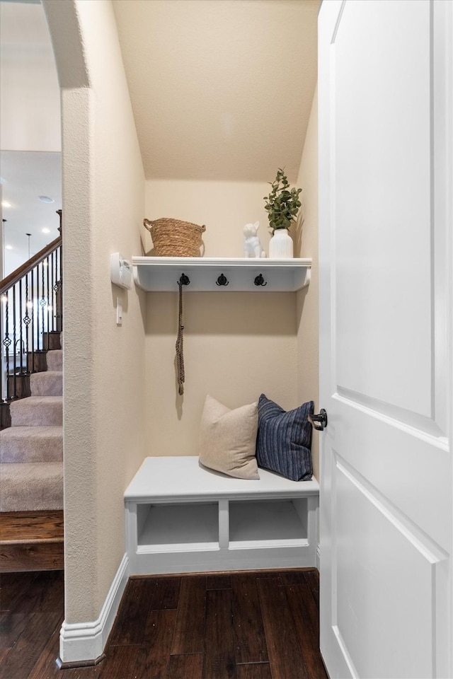 2886 Nottingham Dr, Trophy Club, TX 76262 - mudroom with hardwood / wood-style floors, baseboards, and lofted ceiling