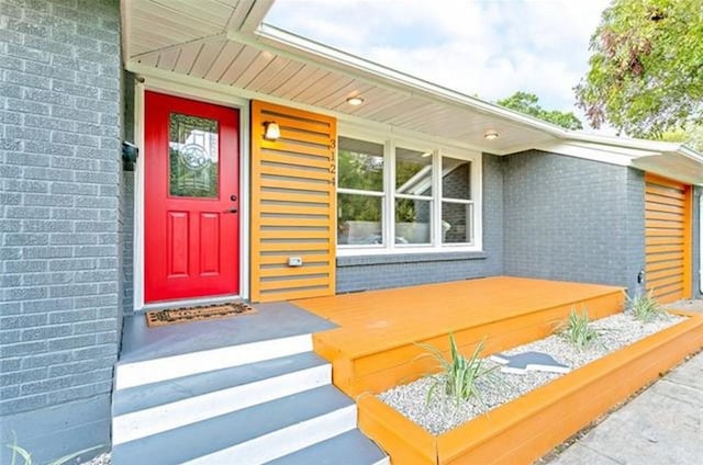 3124 Crest Ridge Dr, Dallas, TX 75228 - property entrance featuring brick siding
