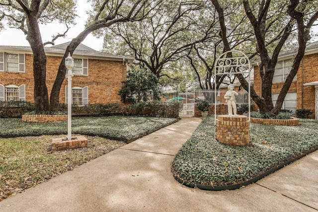 6070 Averill Way Unit A, Dallas, TX 75225 - view of home's community