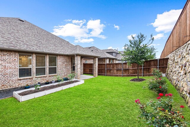 3952 Oak Creek Cir, Denison, TX 75020 - view of yard