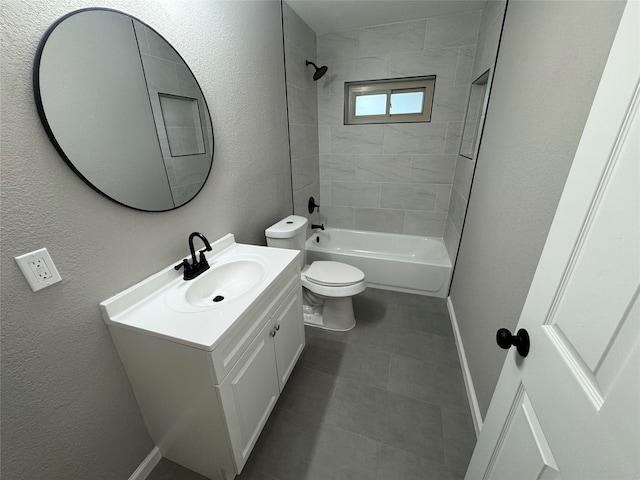 6832 Brierfield Cir, Dallas, TX 75232 - full bathroom featuring toilet, vanity, bathing tub / shower combination, a textured wall, and baseboards