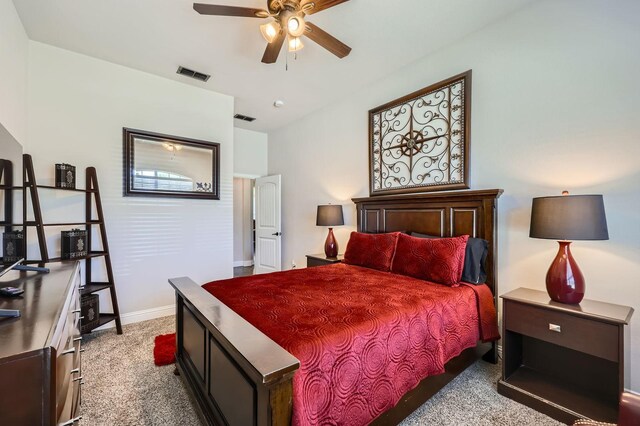 600 Oakmont Ct, Desoto, TX 75115 - carpeted bedroom featuring baseboards