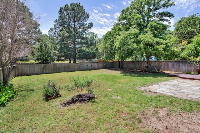 2920 Village Cir, Denison, TX 75020 - view of yard featuring a patio