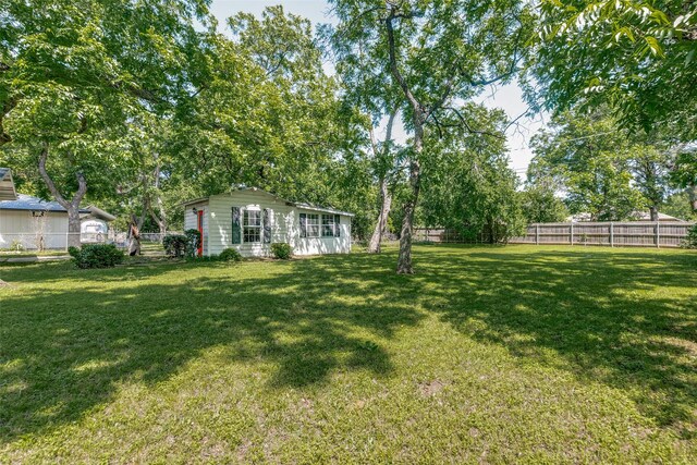 1405 Southwood Blvd, Arlington, TX 76013 - view of yard