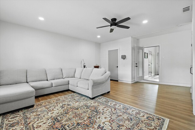 810 Turner Blvd, Grand Prairie, TX 75050 - living area featuring ceiling fan, wood finished floors, and recessed lighting