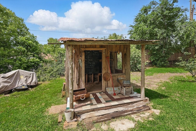 810 Turner Blvd, Grand Prairie, TX 75050 - view of outdoor structure with an outdoor structure