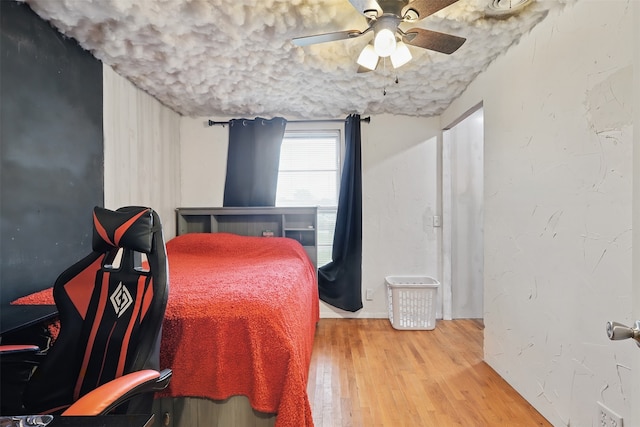 604 S Chestnut St, Winnsboro, TX 75494 - bedroom featuring wood finished floors and a ceiling fan