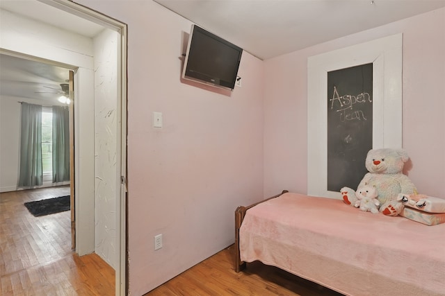 604 S Chestnut St, Winnsboro, TX 75494 - bedroom featuring light wood-style flooring