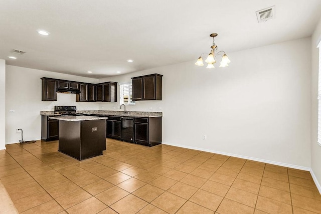 133 Feverbush Dr, Fate, TX 75189 - kitchen featuring black appliances, a sink, a chandelier, light tile patterned floors, and a center island
