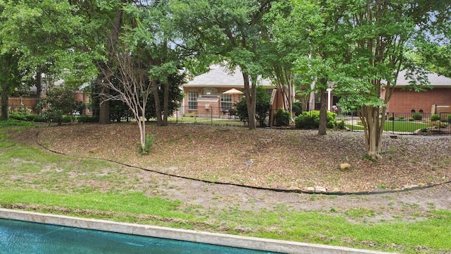 4816 Rockcreek Ln, Plano, TX 75024 - rear view of property featuring fence