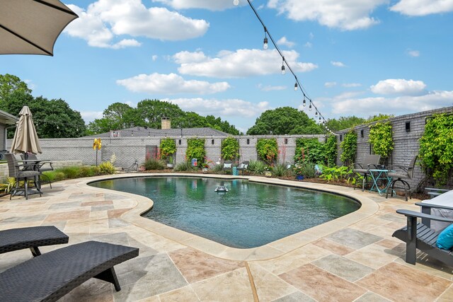 4222 Laren Ln, Dallas, TX 75244 - view of pool with a fenced backyard and a patio area