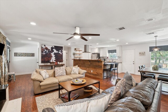 168 Barker Ln, Waco, TX 76705 - living room with ceiling fan, recessed lighting, baseboards, and light wood-style floors