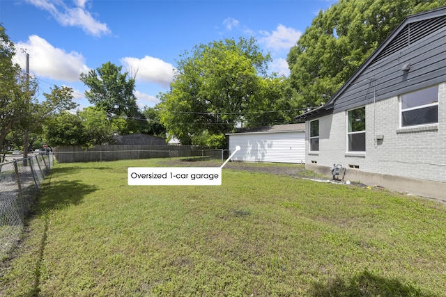 1900 Sussex Dr, Garland, TX 75041 - view of yard