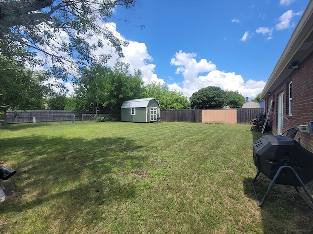 5605 Santa Fe Trl, Haltom City, TX 76148 - view of yard featuring a storage unit and an outdoor structure