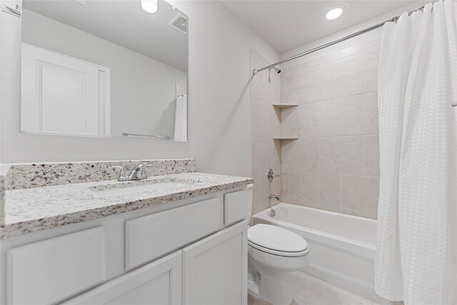 3625 Beutel Rd, Waco, TX 76655 - full bathroom featuring shower / tub combo with curtain, toilet, and vanity