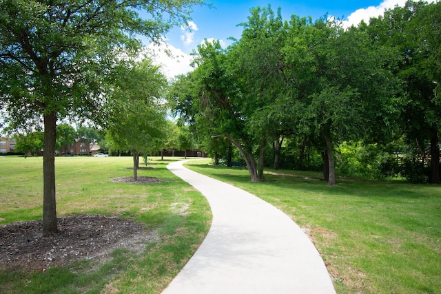 8200 Edgewater Dr, Frisco, TX 75034 - view of community with a lawn