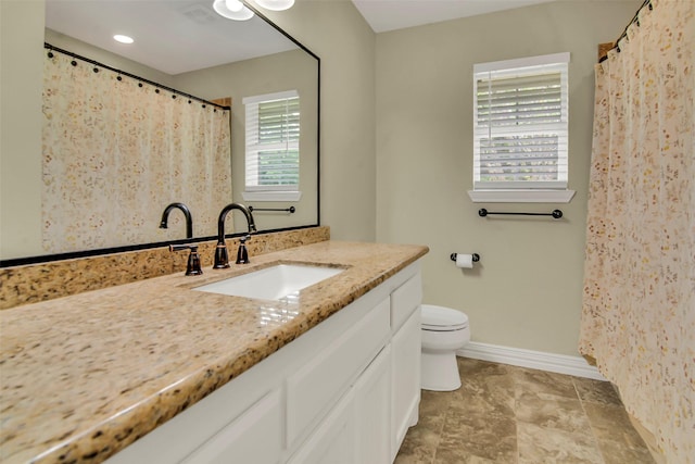 289 Cates Rd, Van Alstyne, TX 75495 - full bathroom featuring vanity and curtained shower