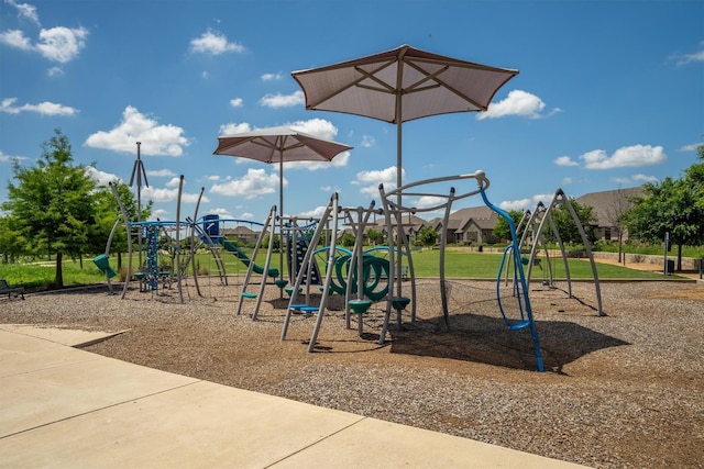 2606 High Cotton Ln, Garland, TX 75042 - view of communal playground