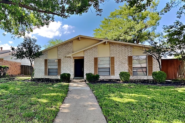 1625 Stockton Trl, Plano, TX 75023 - mid-century inspired home with brick siding