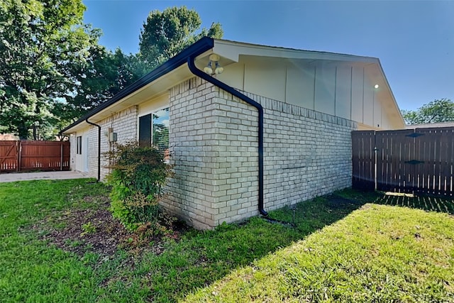 1625 Stockton Trl, Plano, TX 75023 - view of property exterior with brick siding