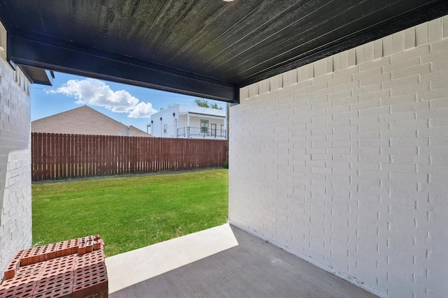 9413 Prairieview Dr, Fort Worth, TX 76134 - view of yard with a patio