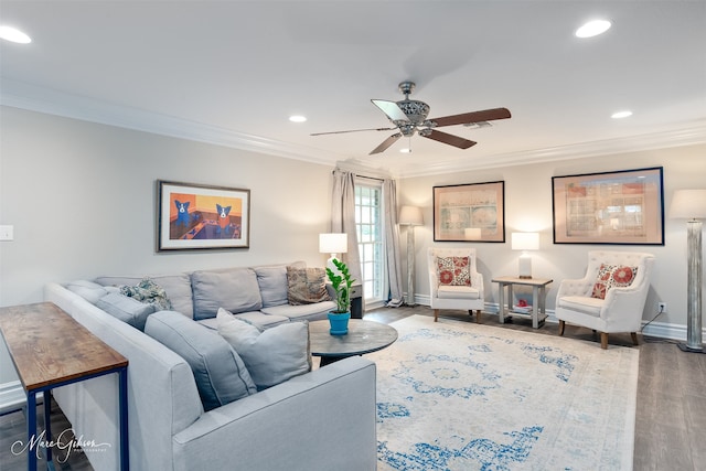 5730 Lovers Ln, Shreveport, LA 71105 - living area with ornamental molding, recessed lighting, a ceiling fan, wood finished floors, and baseboards