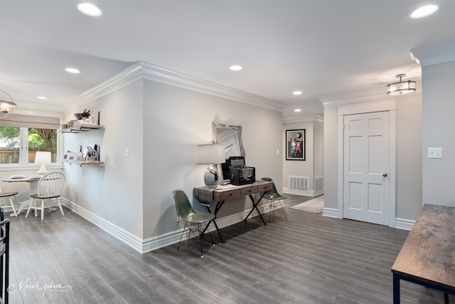 5730 Lovers Ln, Shreveport, LA 71105 - home office featuring baseboards, wood finished floors, recessed lighting, and crown molding
