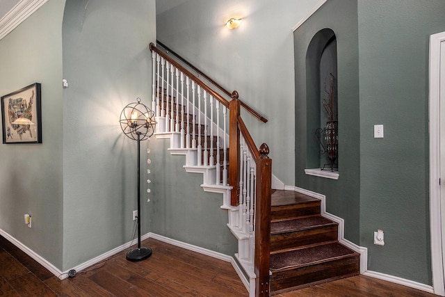 1516 Cheyenne Trl, Mansfield, TX 76063 - staircase featuring wood finished floors, arched walkways, and baseboards