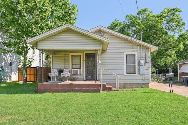 2509 Bird St, Fort Worth, TX 76111 - view of front of house with covered porch and cooling unit