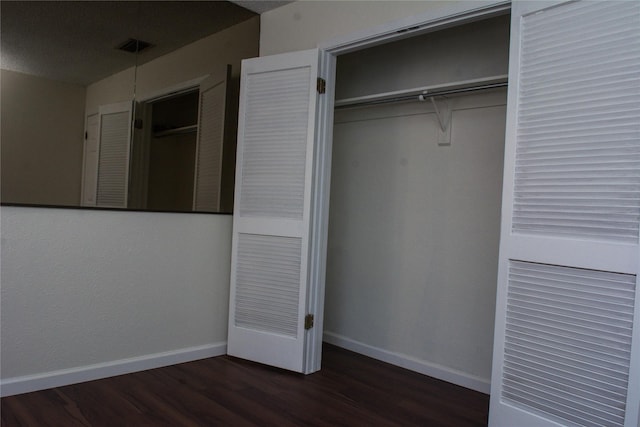 1101 Quail Valley Ln Unit 211, Arlington, TX 76011 - view of closet